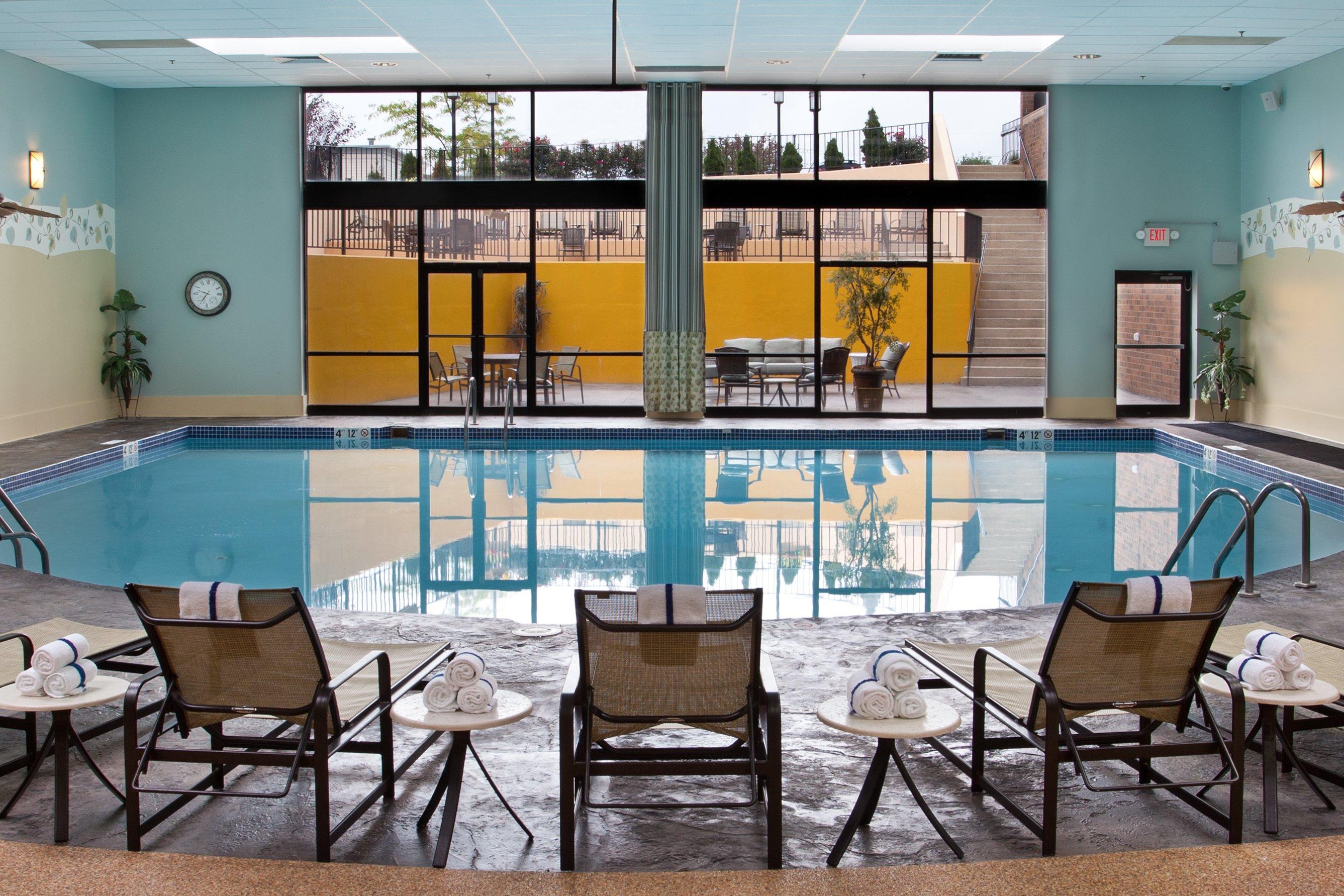 Crowne Plaza Cleveland Airport By Ihg Hotell Middleburg Heights Exteriör bild