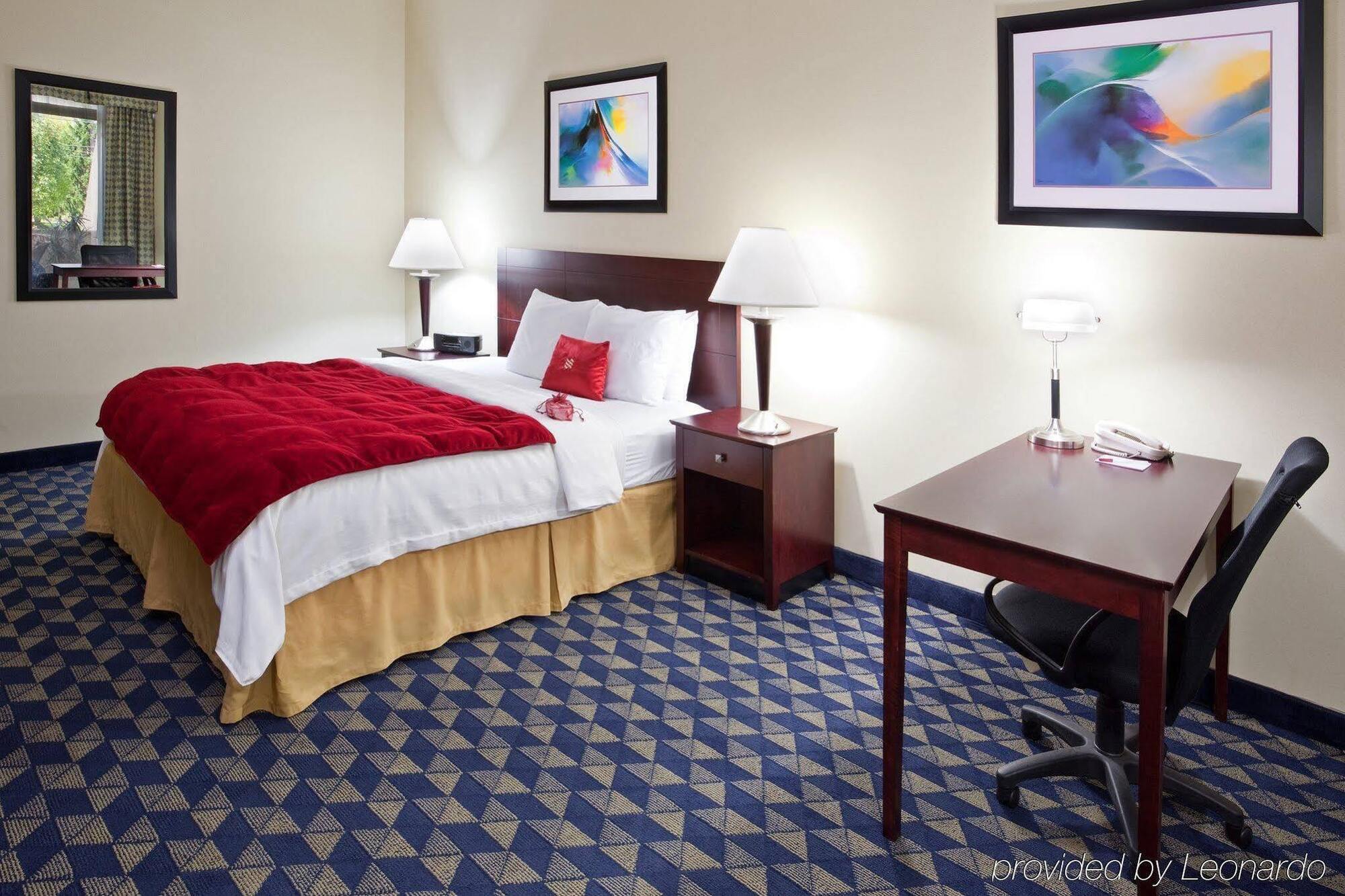 Crowne Plaza Cleveland Airport By Ihg Hotell Middleburg Heights Exteriör bild